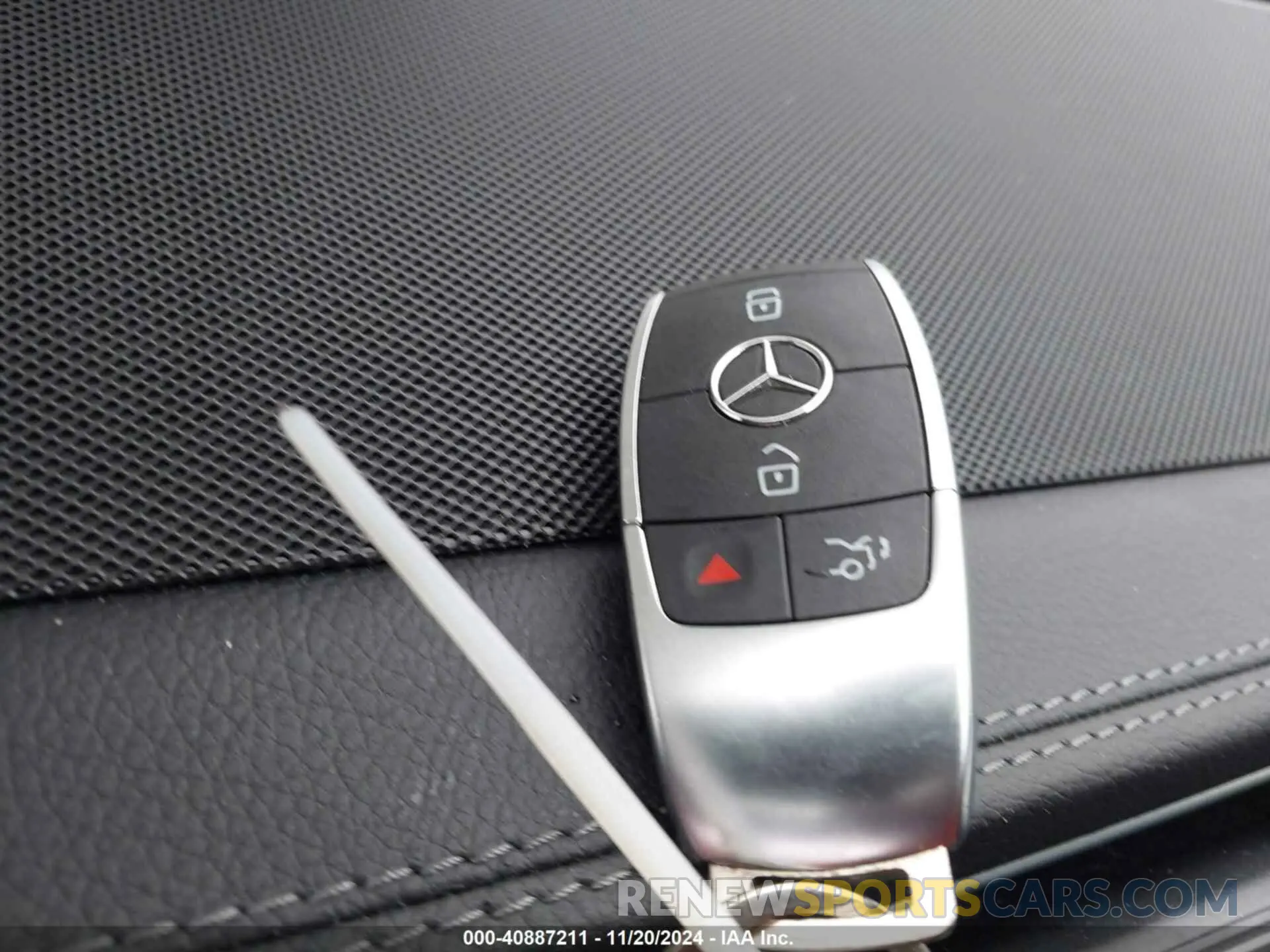 11 Photograph of a damaged car 4JGFF5KEXRB085487 MERCEDES-BENZ GLS 450 2024