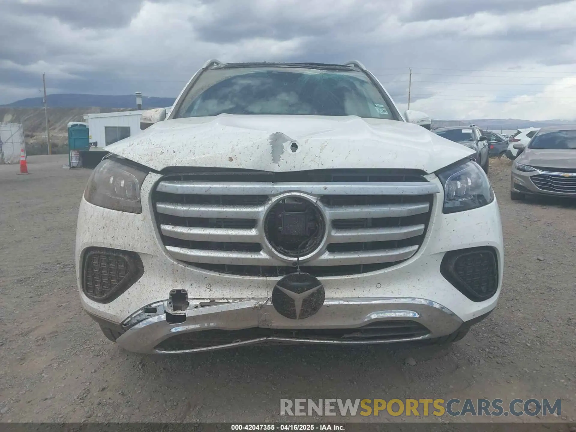 12 Photograph of a damaged car 4JGFF5KE3SB402662 MERCEDES-BENZ GLS 450 2025