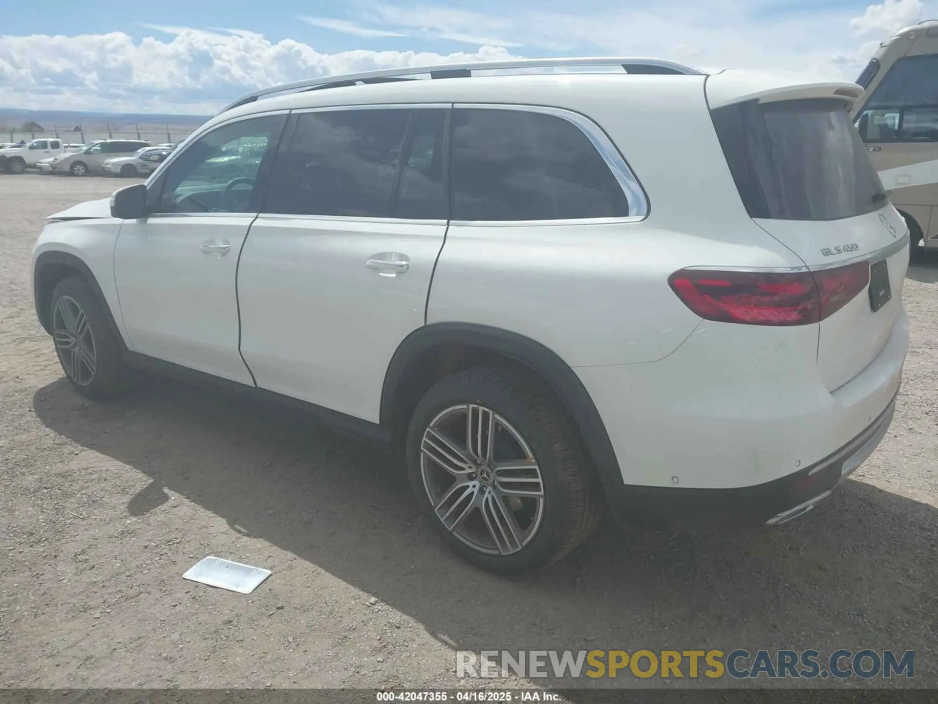 3 Photograph of a damaged car 4JGFF5KE3SB402662 MERCEDES-BENZ GLS 450 2025