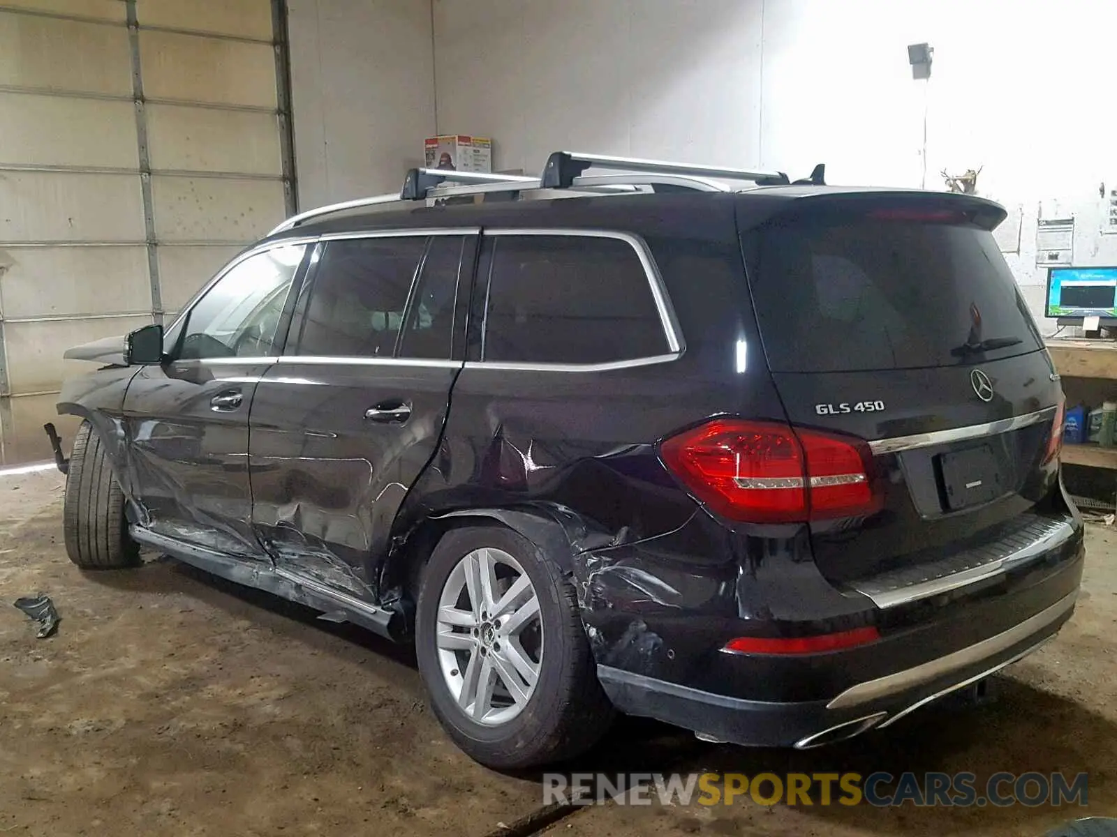 3 Photograph of a damaged car 4JGDF6EE1KB223755 MERCEDES-BENZ GLS 450 4M 2019