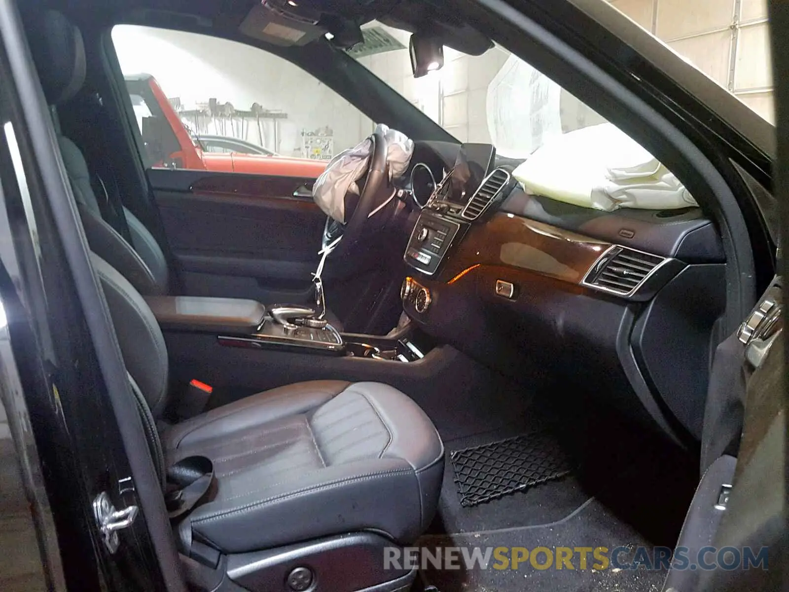5 Photograph of a damaged car 4JGDF6EE1KB223755 MERCEDES-BENZ GLS 450 4M 2019