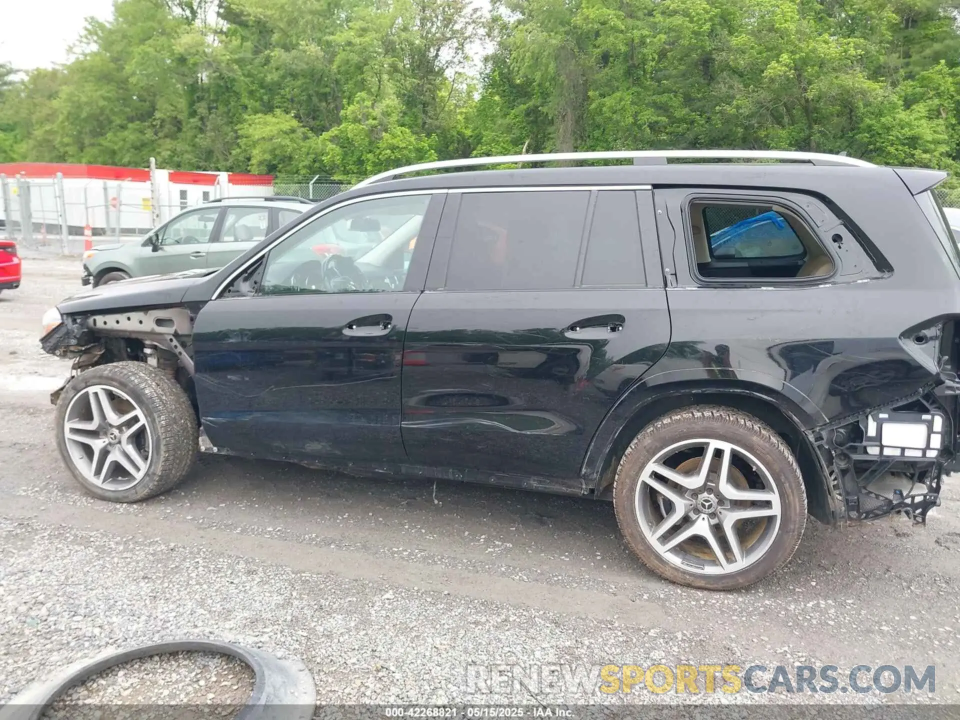 14 Photograph of a damaged car 4JGDF7DEXKB227987 MERCEDES-BENZ GLS 550 2019
