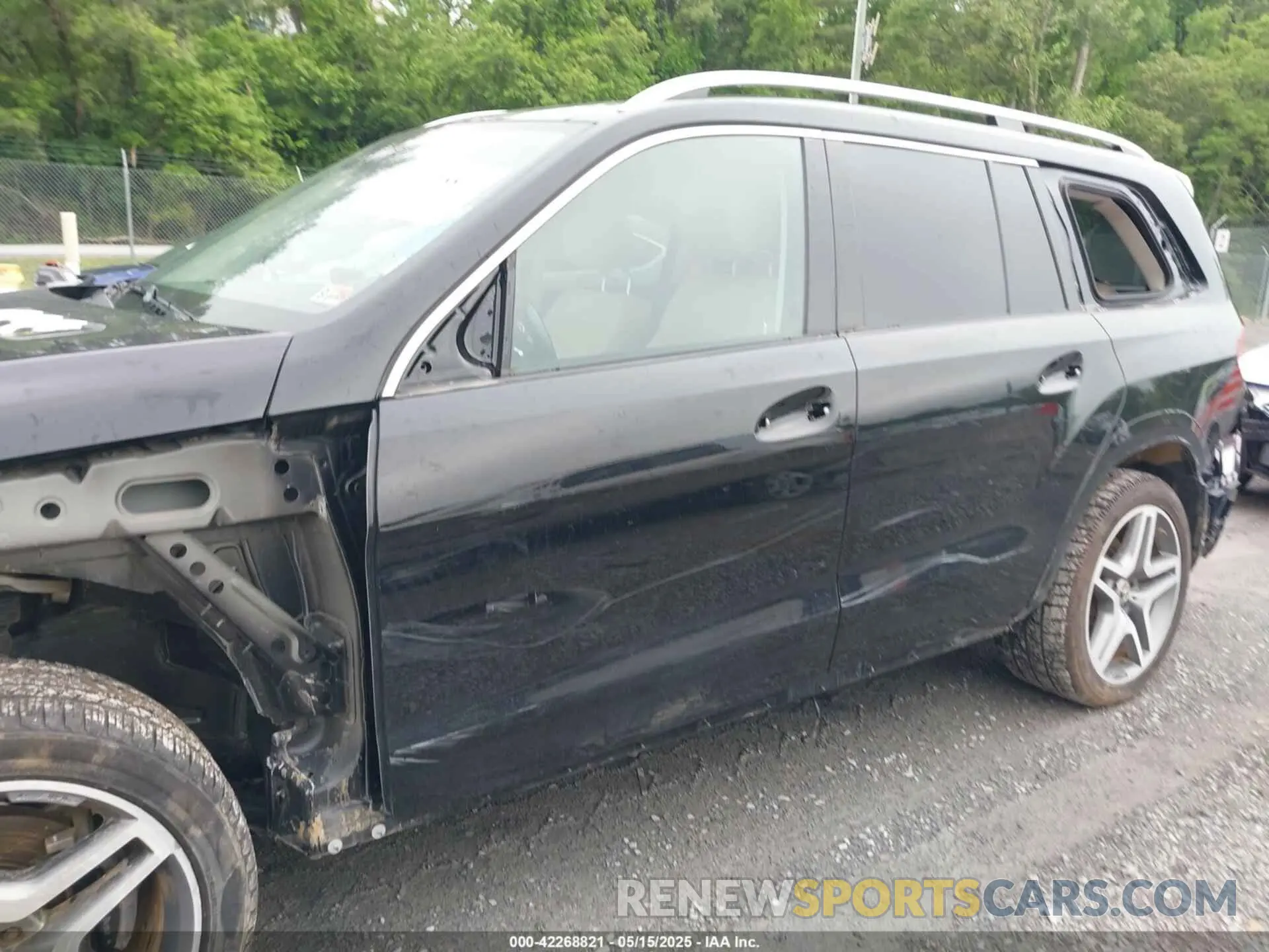 6 Photograph of a damaged car 4JGDF7DEXKB227987 MERCEDES-BENZ GLS 550 2019