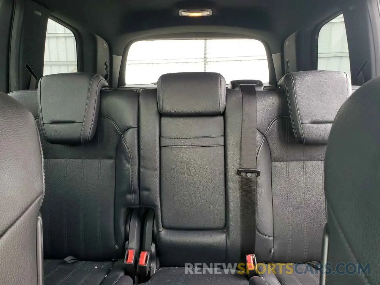10 Photograph of a damaged car 4JGDF6EE0KB228607 MERCEDES-BENZ GLS-CLASS 2019