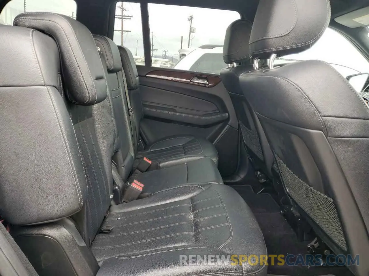 11 Photograph of a damaged car 4JGDF6EE0KB228607 MERCEDES-BENZ GLS-CLASS 2019