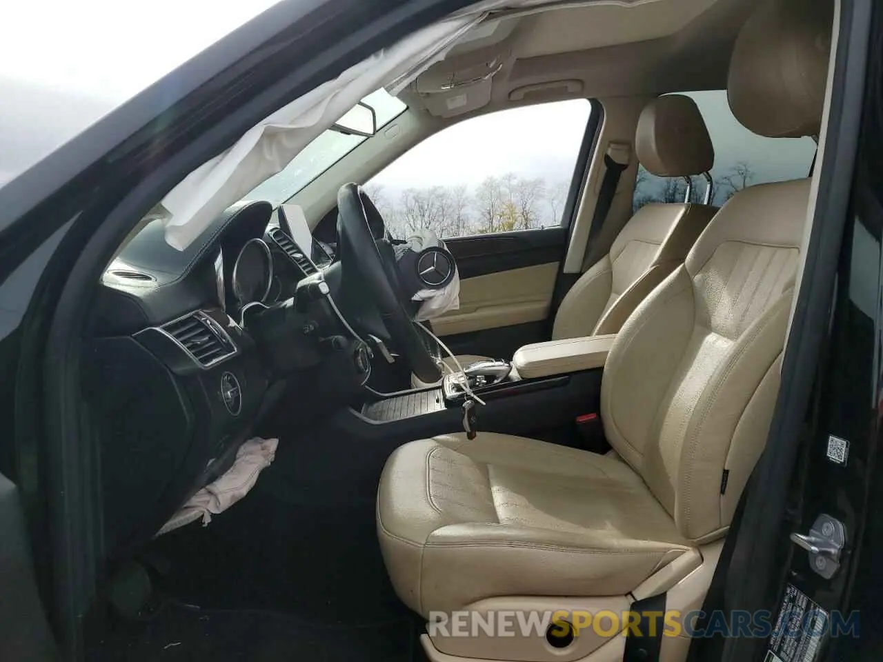 7 Photograph of a damaged car 4JGDF6EE0KB233192 MERCEDES-BENZ GLS-CLASS 2019