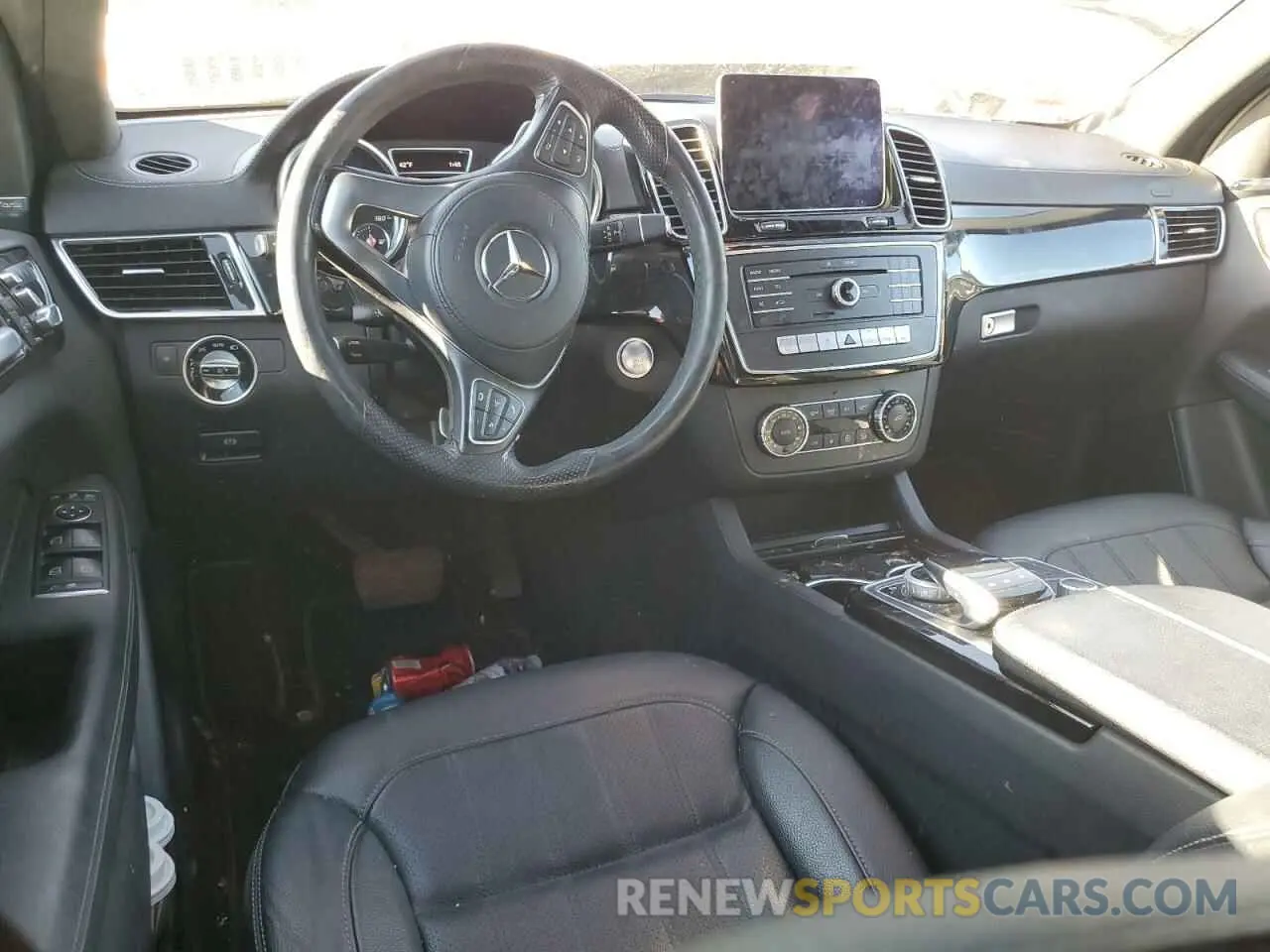 8 Photograph of a damaged car 4JGDF6EE2KB227622 MERCEDES-BENZ GLS-CLASS 2019