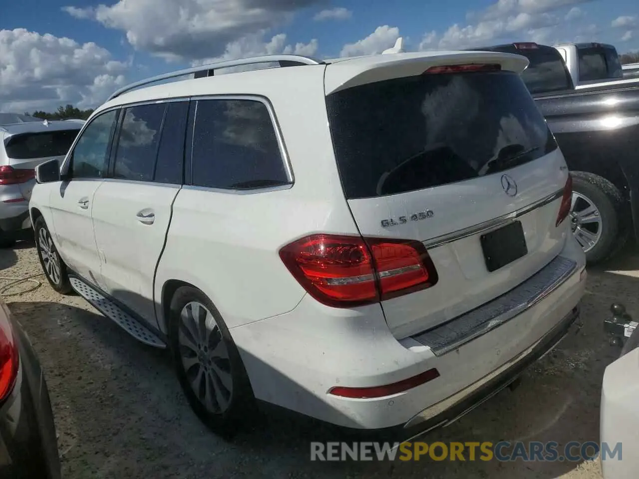 2 Photograph of a damaged car 4JGDF6EE3KB213843 MERCEDES-BENZ GLS-CLASS 2019