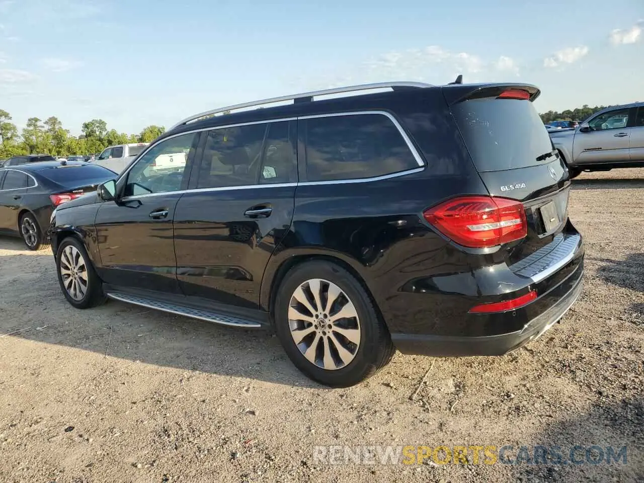 2 Photograph of a damaged car 4JGDF6EE3KB219531 MERCEDES-BENZ GLS-CLASS 2019
