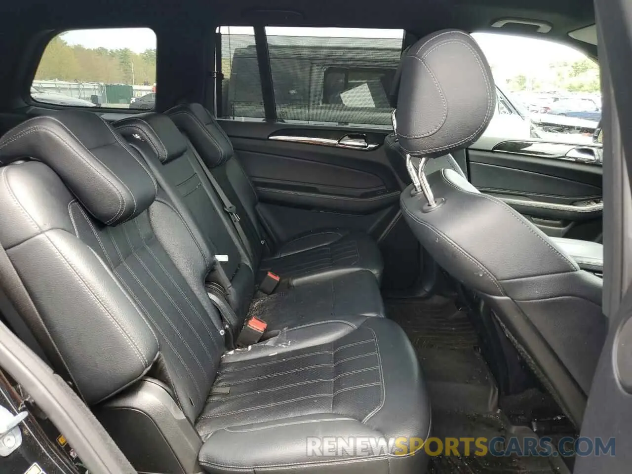 11 Photograph of a damaged car 4JGDF6EE3KB229380 MERCEDES-BENZ GLS-CLASS 2019