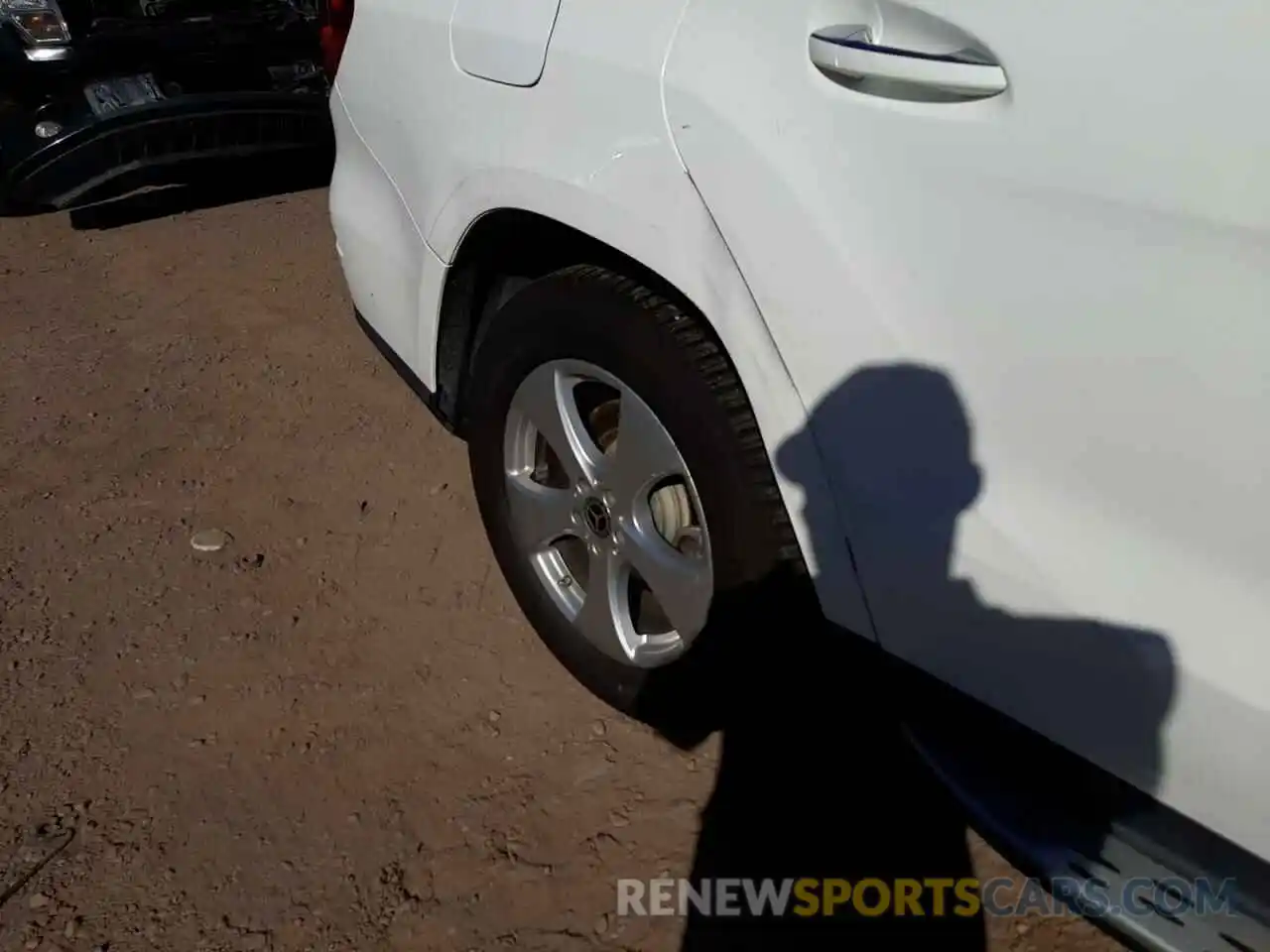 9 Photograph of a damaged car 4JGDF6EE3KB238497 MERCEDES-BENZ GLS-CLASS 2019