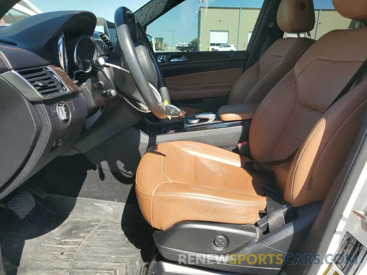 7 Photograph of a damaged car 4JGDF6EE3KB238810 MERCEDES-BENZ GLS-CLASS 2019