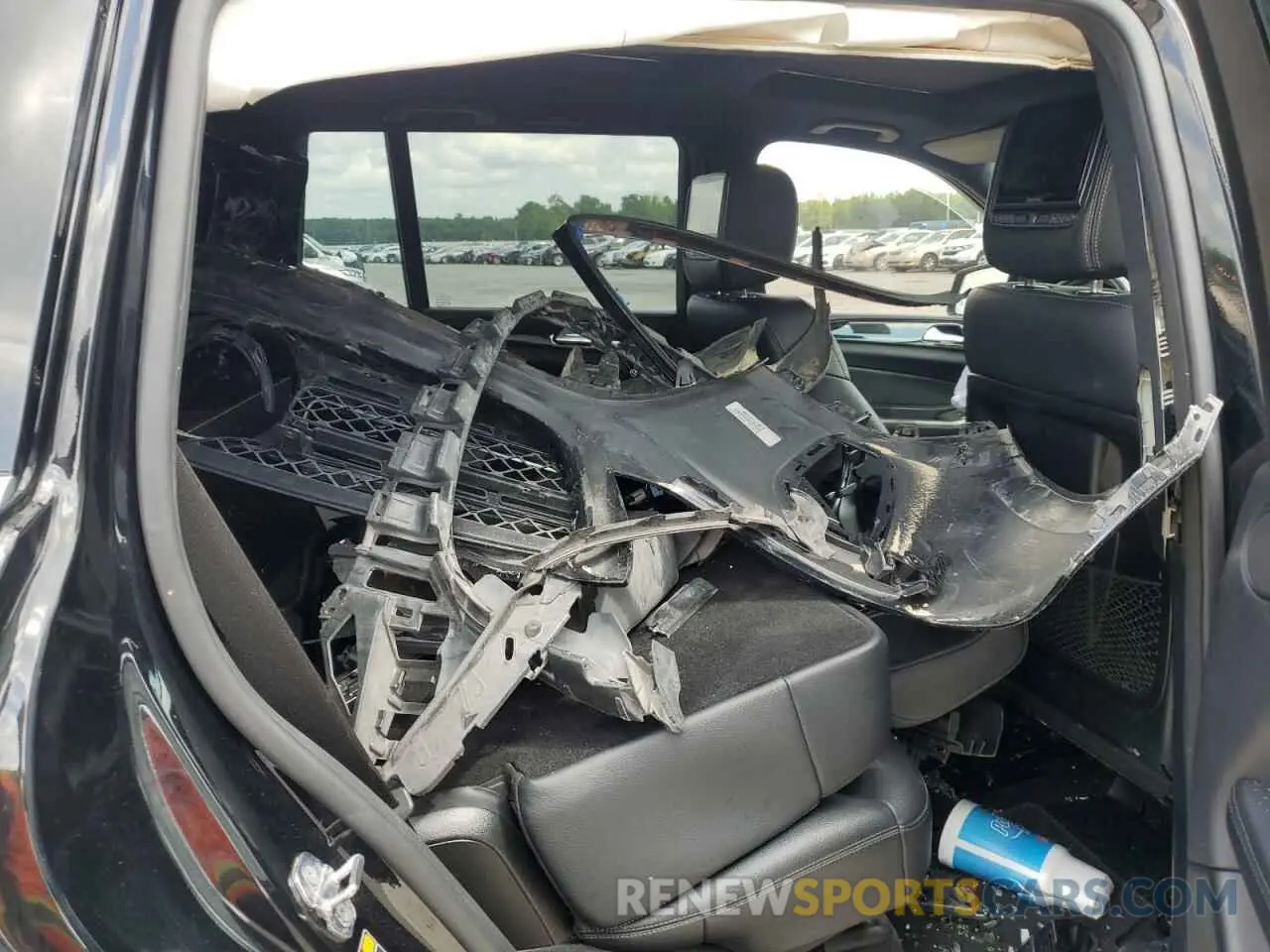 10 Photograph of a damaged car 4JGDF6EE4KB216508 MERCEDES-BENZ GLS-CLASS 2019