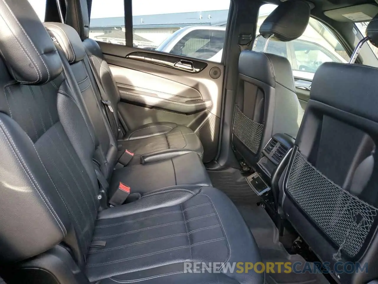 11 Photograph of a damaged car 4JGDF6EE5KB184619 MERCEDES-BENZ GLS-CLASS 2019