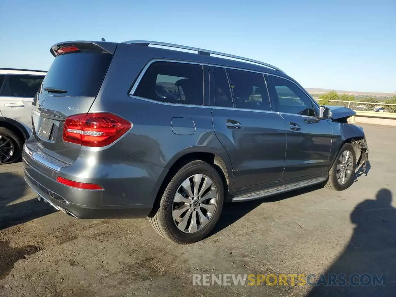 3 Photograph of a damaged car 4JGDF6EE5KB198424 MERCEDES-BENZ GLS-CLASS 2019
