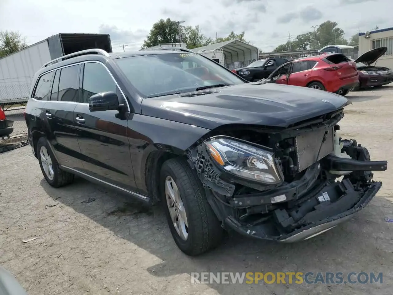 4 Photograph of a damaged car 4JGDF6EE5KB221135 MERCEDES-BENZ GLS-CLASS 2019