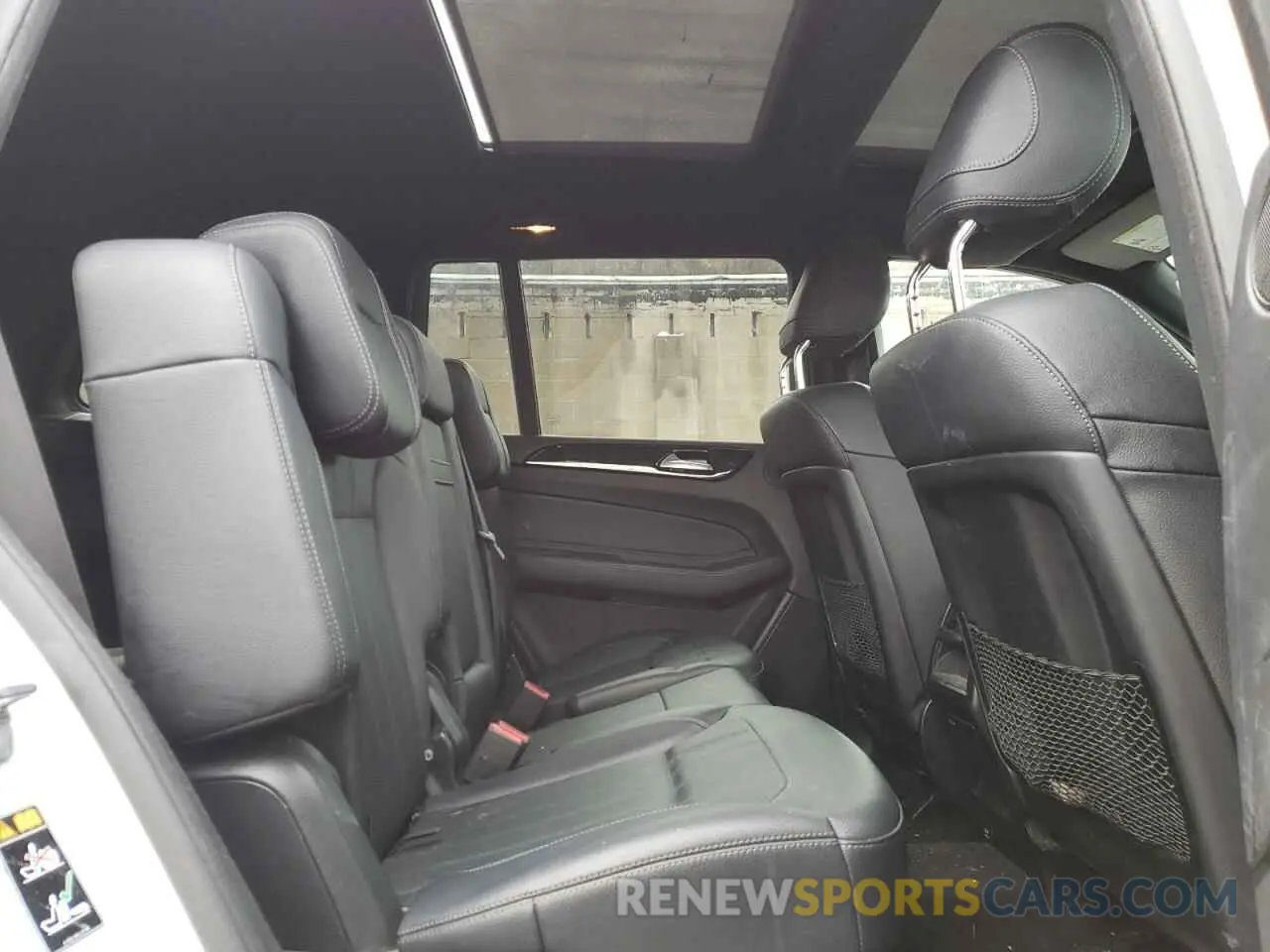 11 Photograph of a damaged car 4JGDF6EE6KB230894 MERCEDES-BENZ GLS-CLASS 2019