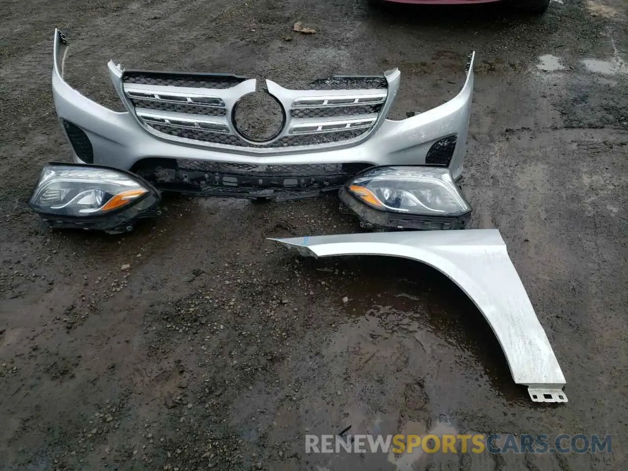 13 Photograph of a damaged car 4JGDF6EE6KB230894 MERCEDES-BENZ GLS-CLASS 2019