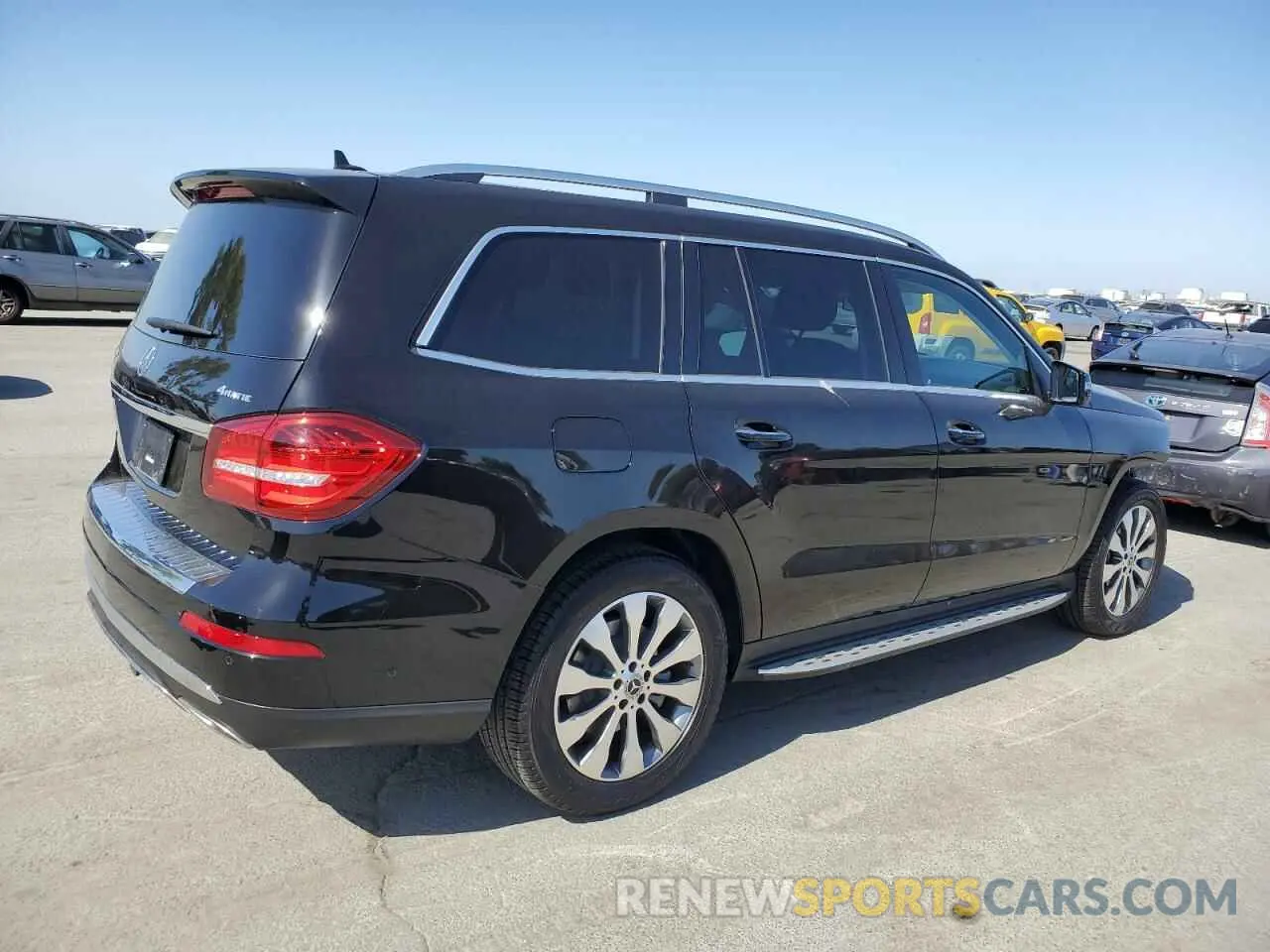 3 Photograph of a damaged car 4JGDF6EE7KB223324 MERCEDES-BENZ GLS-CLASS 2019