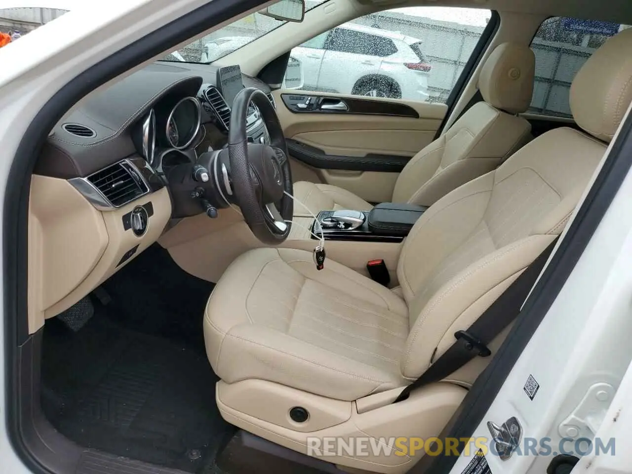 7 Photograph of a damaged car 4JGDF6EE7KB226532 MERCEDES-BENZ GLS-CLASS 2019