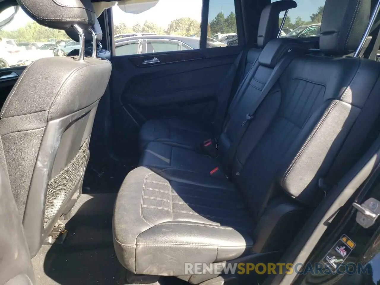 11 Photograph of a damaged car 4JGDF6EE7KB241368 MERCEDES-BENZ GLS-CLASS 2019