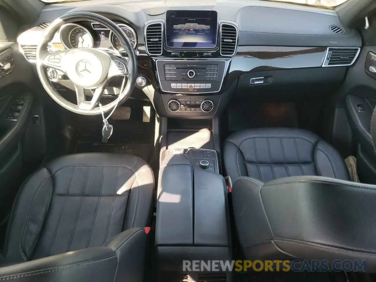 8 Photograph of a damaged car 4JGDF6EE7KB241368 MERCEDES-BENZ GLS-CLASS 2019