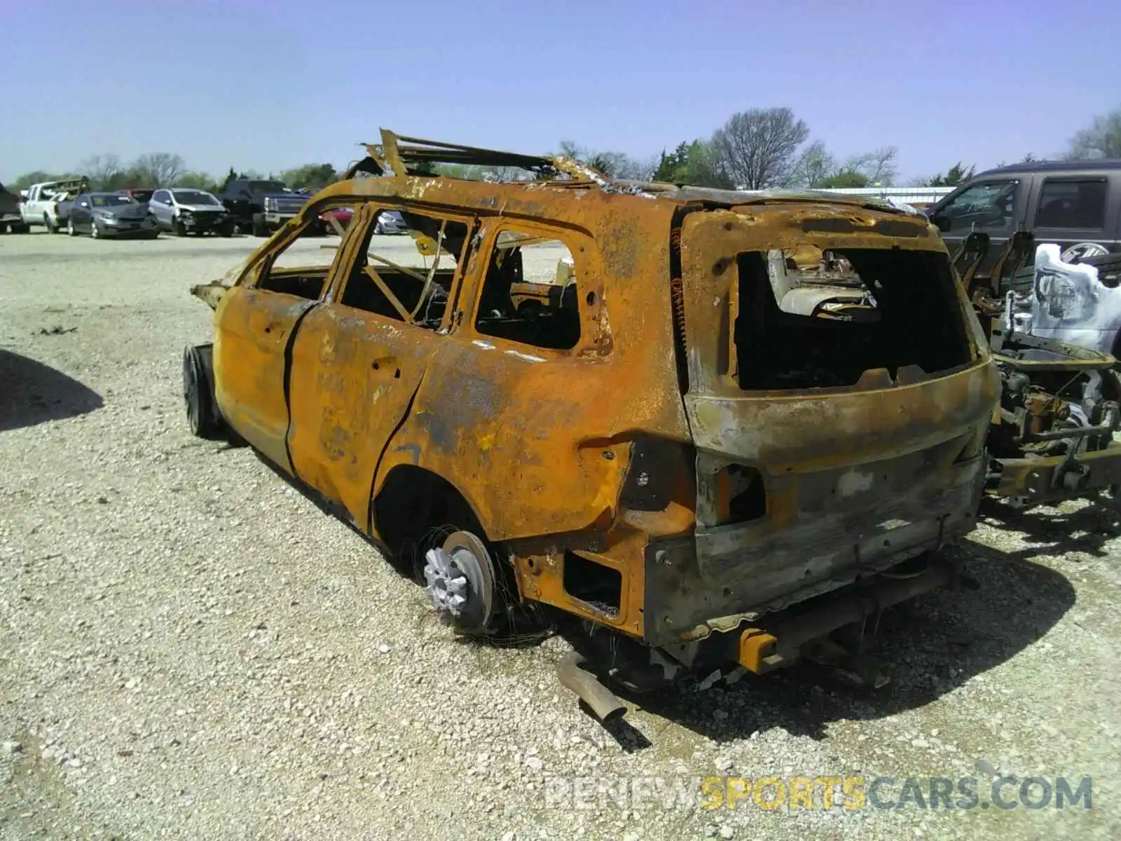 3 Photograph of a damaged car 4JGDF6EE8KB226702 MERCEDES-BENZ GLS-CLASS 2019