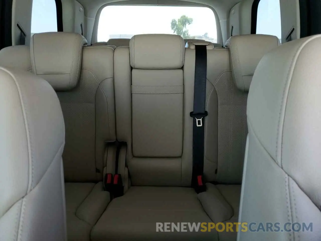 10 Photograph of a damaged car 4JGDF6EE9KB206511 MERCEDES-BENZ GLS-CLASS 2019