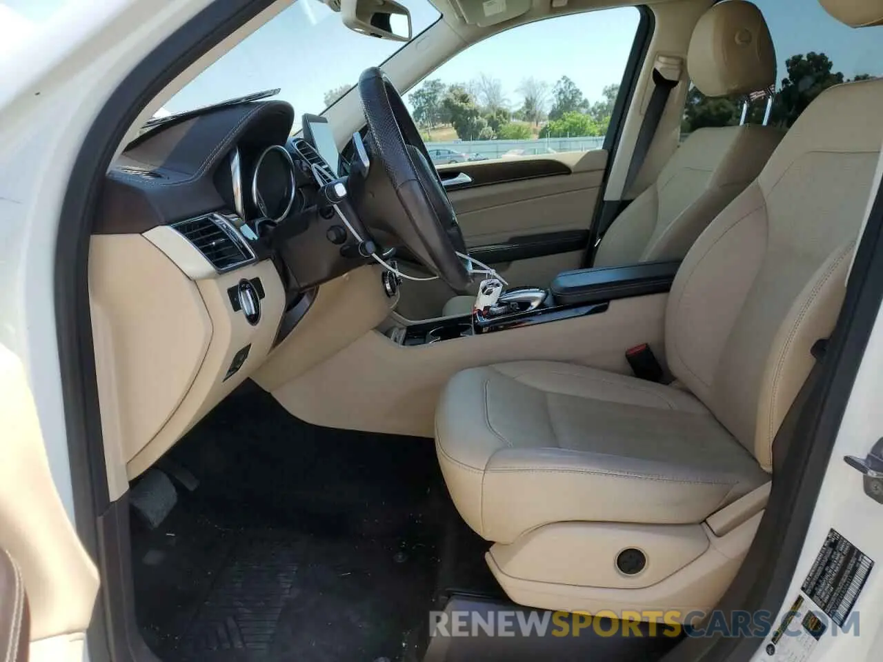 7 Photograph of a damaged car 4JGDF6EE9KB206511 MERCEDES-BENZ GLS-CLASS 2019