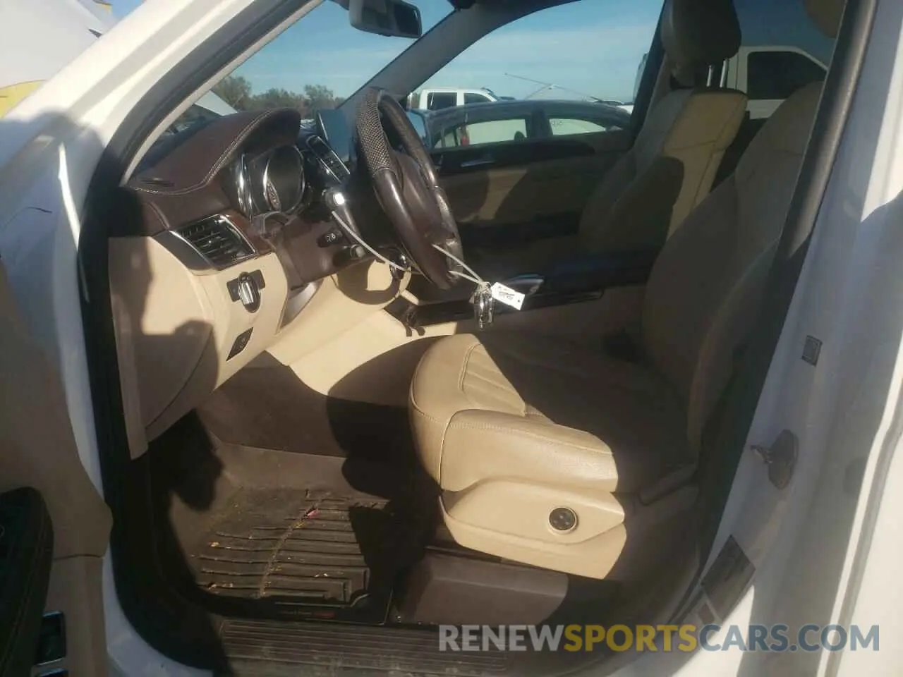 7 Photograph of a damaged car 4JGDF6EE9KB210199 MERCEDES-BENZ GLS-CLASS 2019