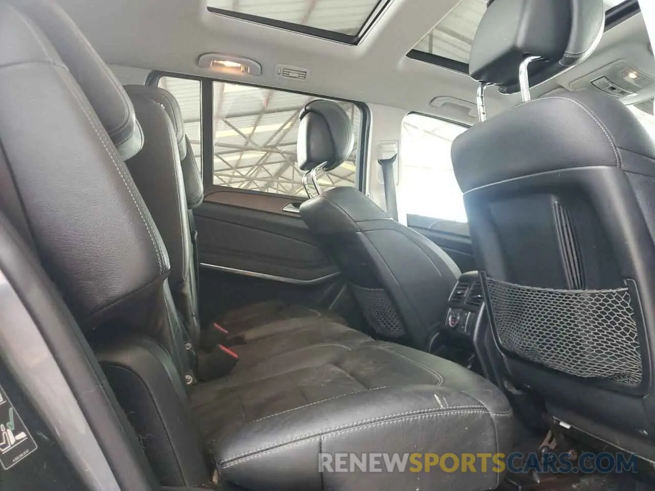 11 Photograph of a damaged car 4JGDF7DE0HA852820 MERCEDES-BENZ GLS-CLASS 2019