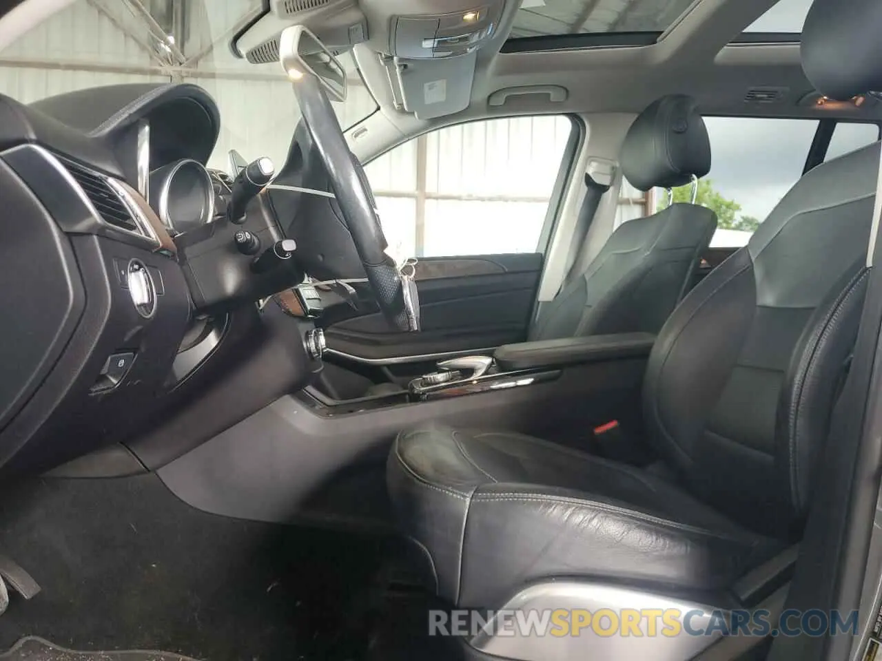 7 Photograph of a damaged car 4JGDF7DE0HA852820 MERCEDES-BENZ GLS-CLASS 2019