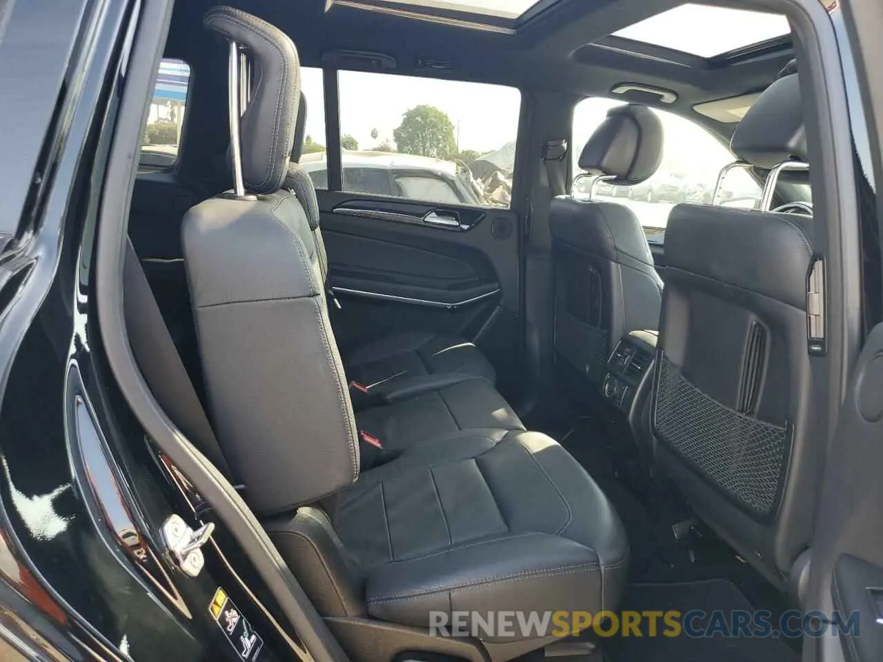 11 Photograph of a damaged car 4JGDF7DEXKB185854 MERCEDES-BENZ GLS-CLASS 2019