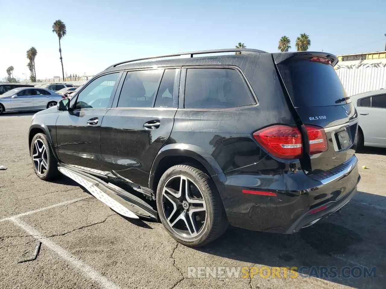 2 Photograph of a damaged car 4JGDF7DEXKB185854 MERCEDES-BENZ GLS-CLASS 2019