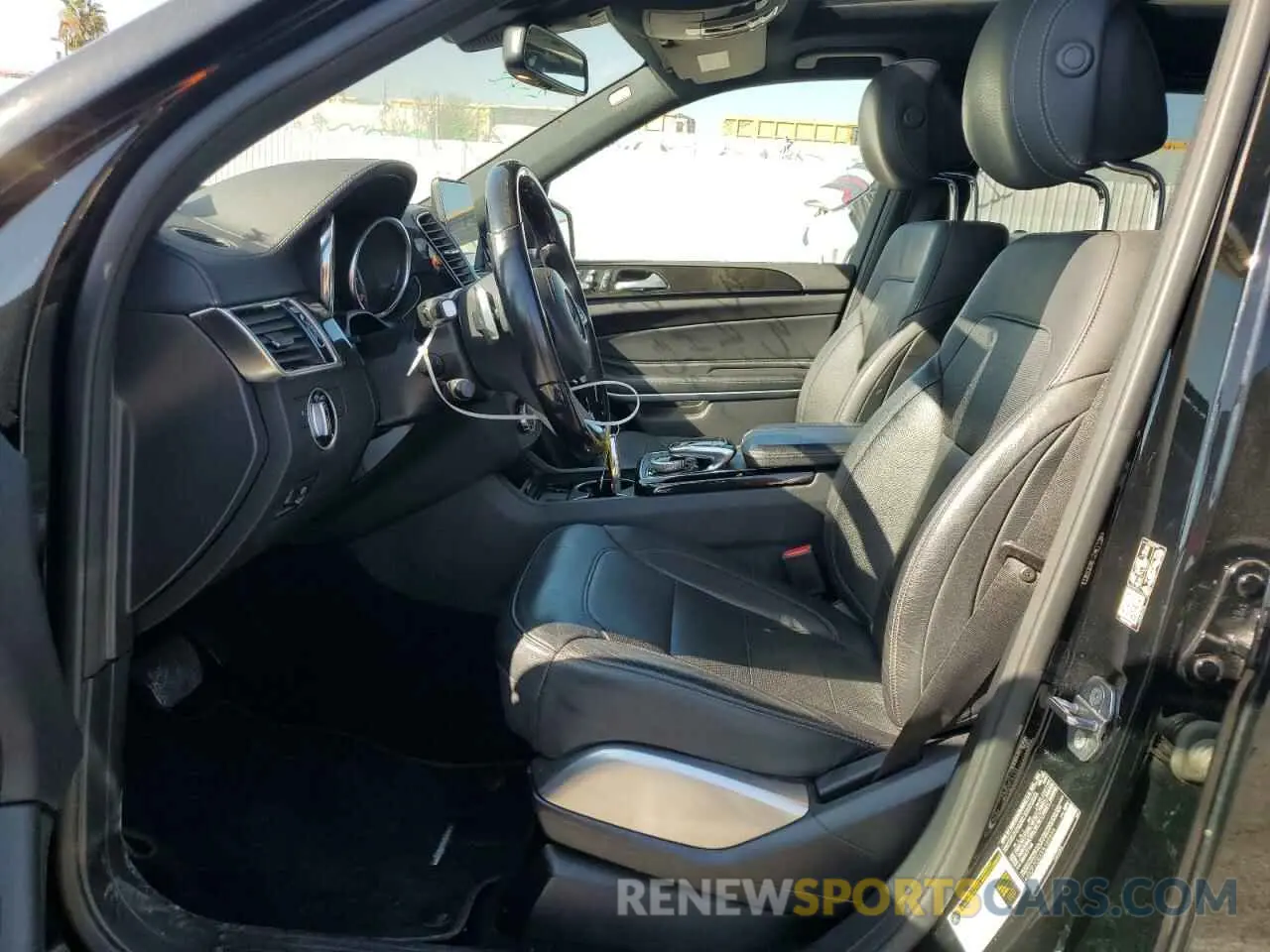 7 Photograph of a damaged car 4JGDF7DEXKB185854 MERCEDES-BENZ GLS-CLASS 2019