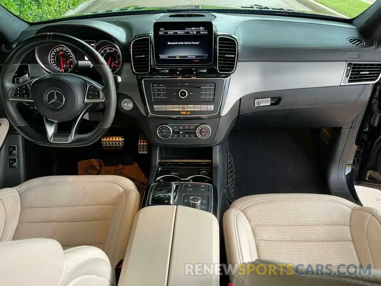 9 Photograph of a damaged car 4JGDF7FE1KB235179 MERCEDES-BENZ GLS-CLASS 2019