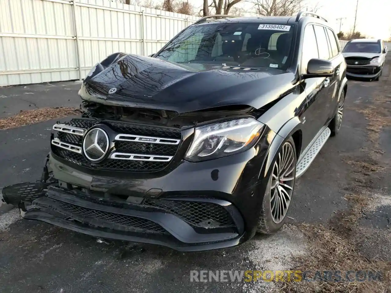 2 Photograph of a damaged car 4JGDF7FE7KB224560 MERCEDES-BENZ GLS-CLASS 2019