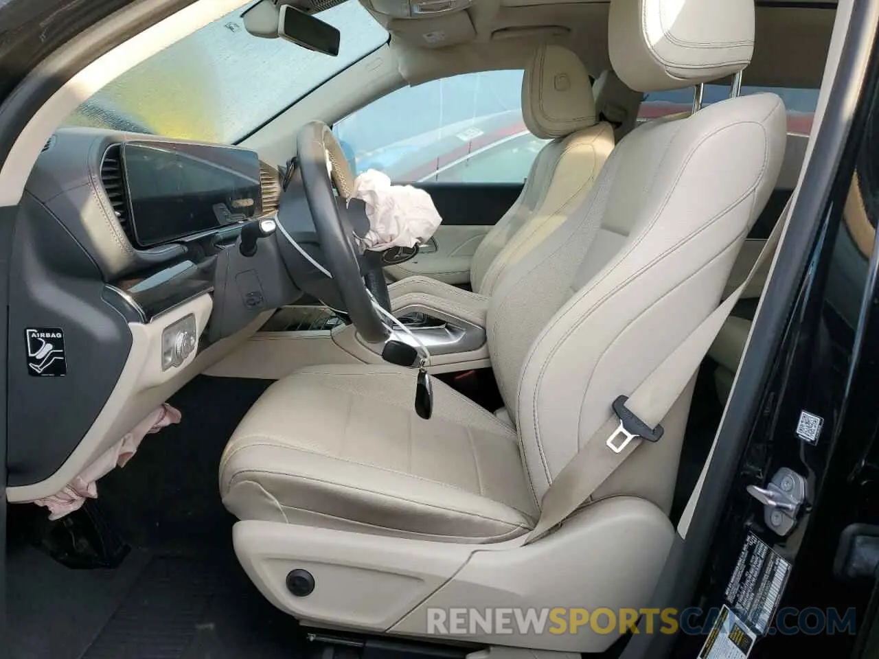 7 Photograph of a damaged car 4JGFF5KE3LA163900 MERCEDES-BENZ GLS-CLASS 2020