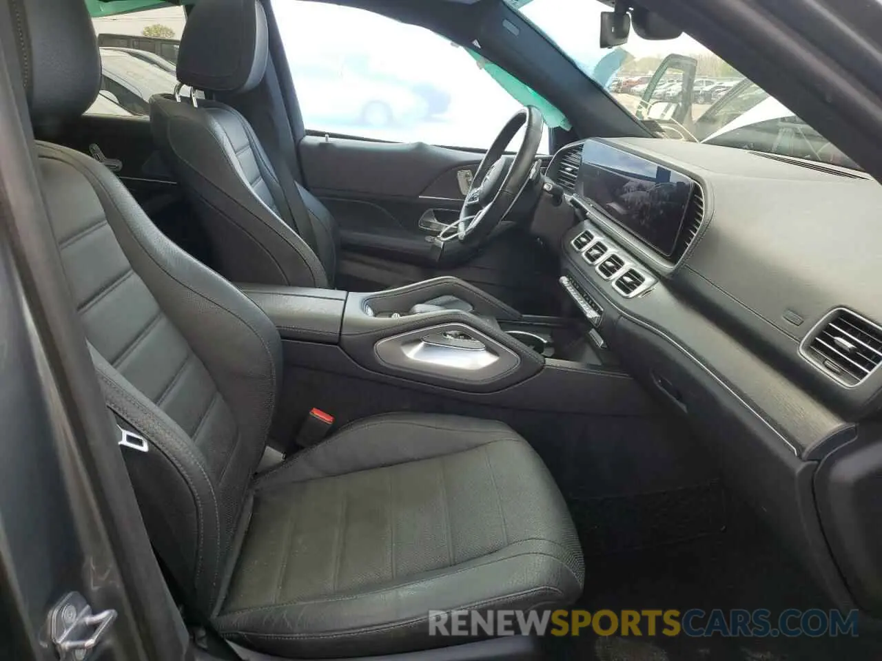 7 Photograph of a damaged car 4JGFF5KE3LA177439 MERCEDES-BENZ GLS-CLASS 2020