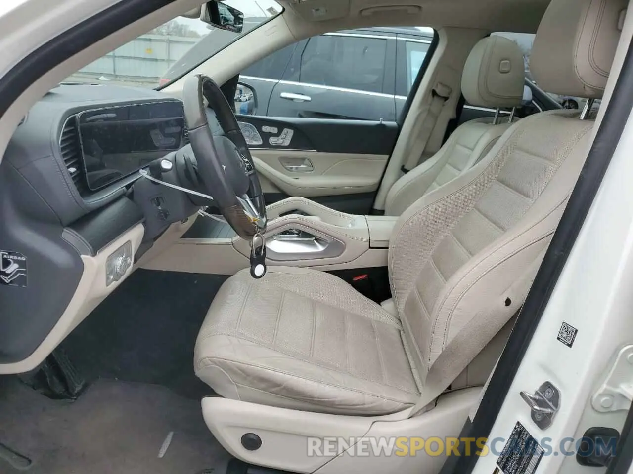 7 Photograph of a damaged car 4JGFF5KE4LA129397 MERCEDES-BENZ GLS-CLASS 2020