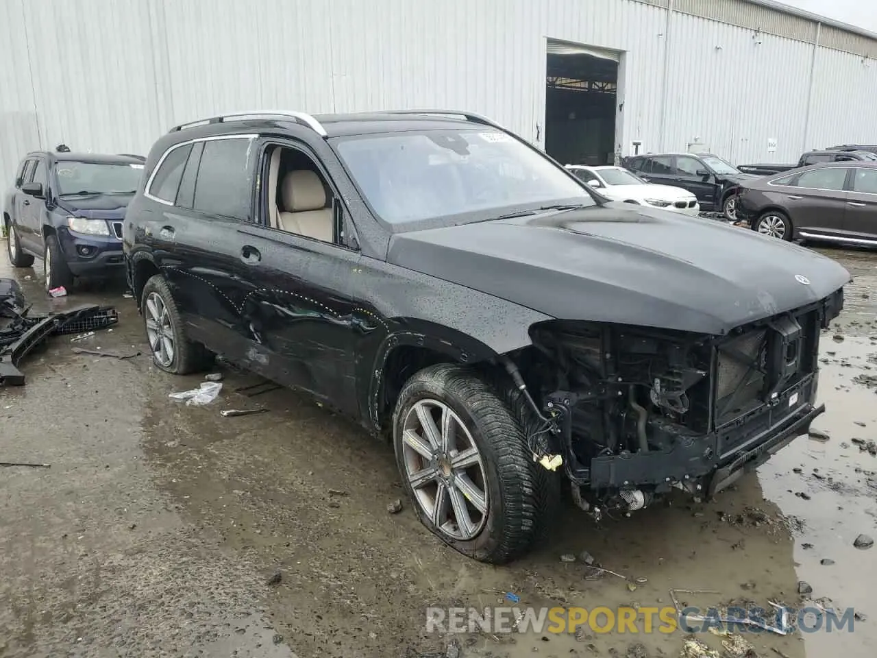 4 Photograph of a damaged car 4JGFF5KE6LA131328 MERCEDES-BENZ GLS-CLASS 2020