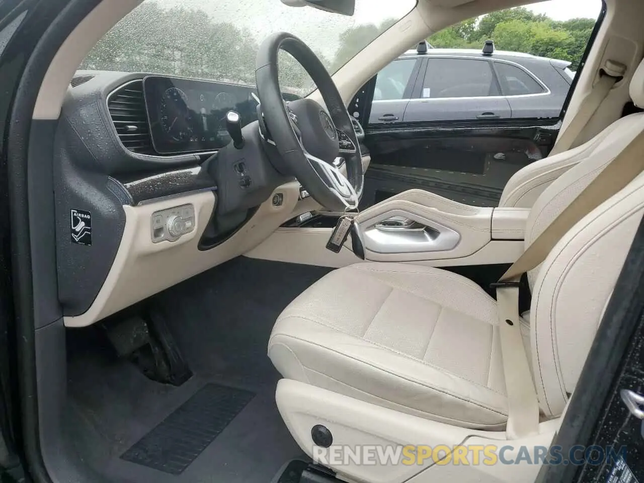 7 Photograph of a damaged car 4JGFF5KE6LA131328 MERCEDES-BENZ GLS-CLASS 2020