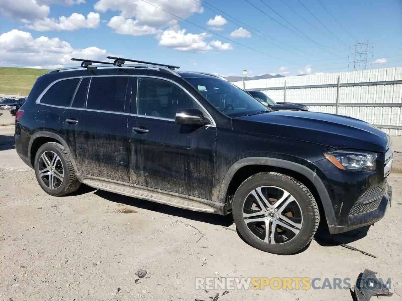 4 Photograph of a damaged car 4JGFF5KE6LA132513 MERCEDES-BENZ GLS-CLASS 2020