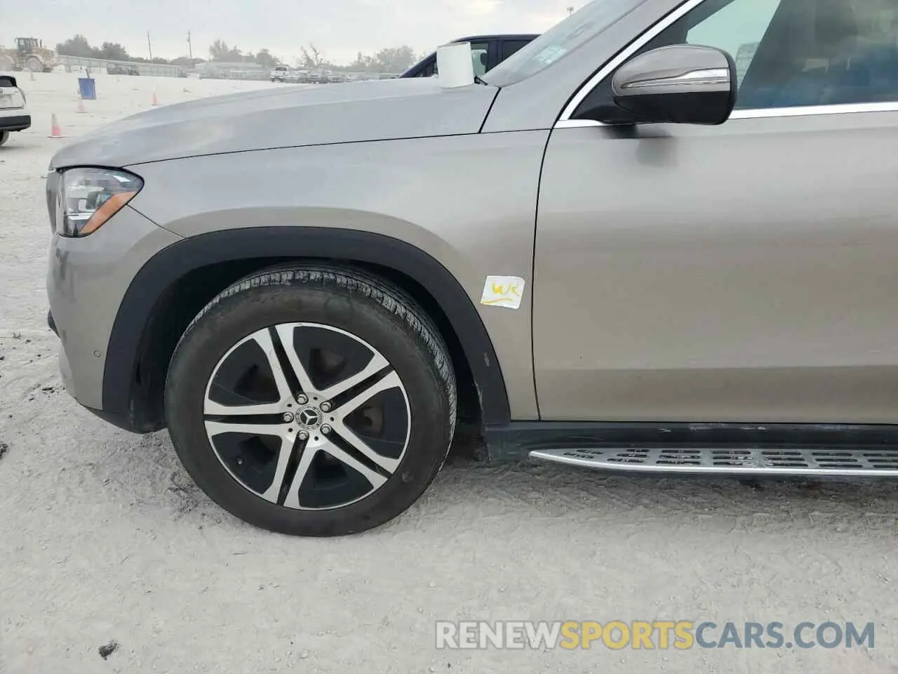 13 Photograph of a damaged car 4JGFF5KE9LA115060 MERCEDES-BENZ GLS-CLASS 2020