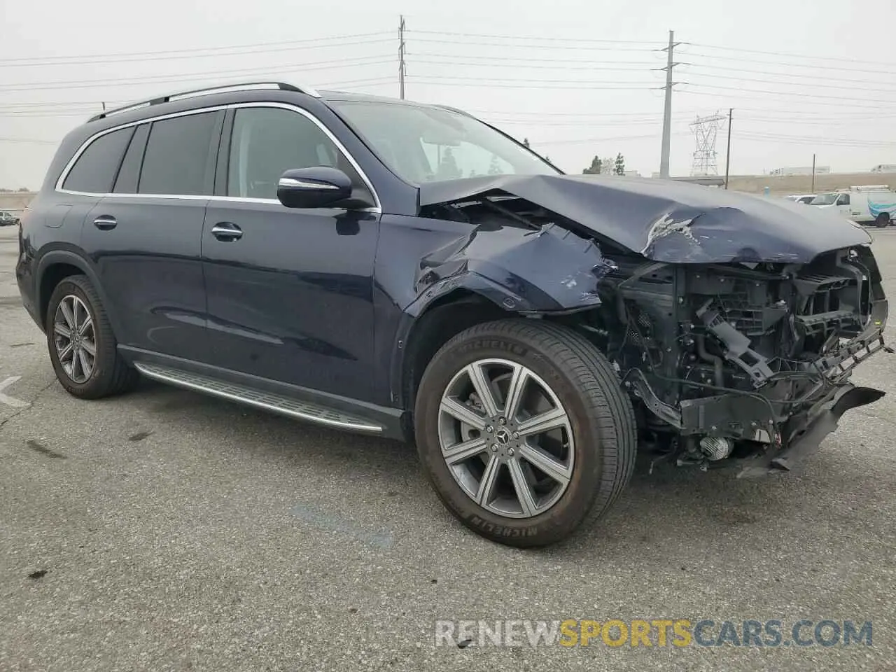 4 Photograph of a damaged car 4JGFF5KE9LA133624 MERCEDES-BENZ GLS-CLASS 2020
