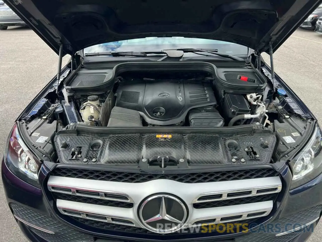 8 Photograph of a damaged car 4JGFF5KE9LA166932 MERCEDES-BENZ GLS-CLASS 2020
