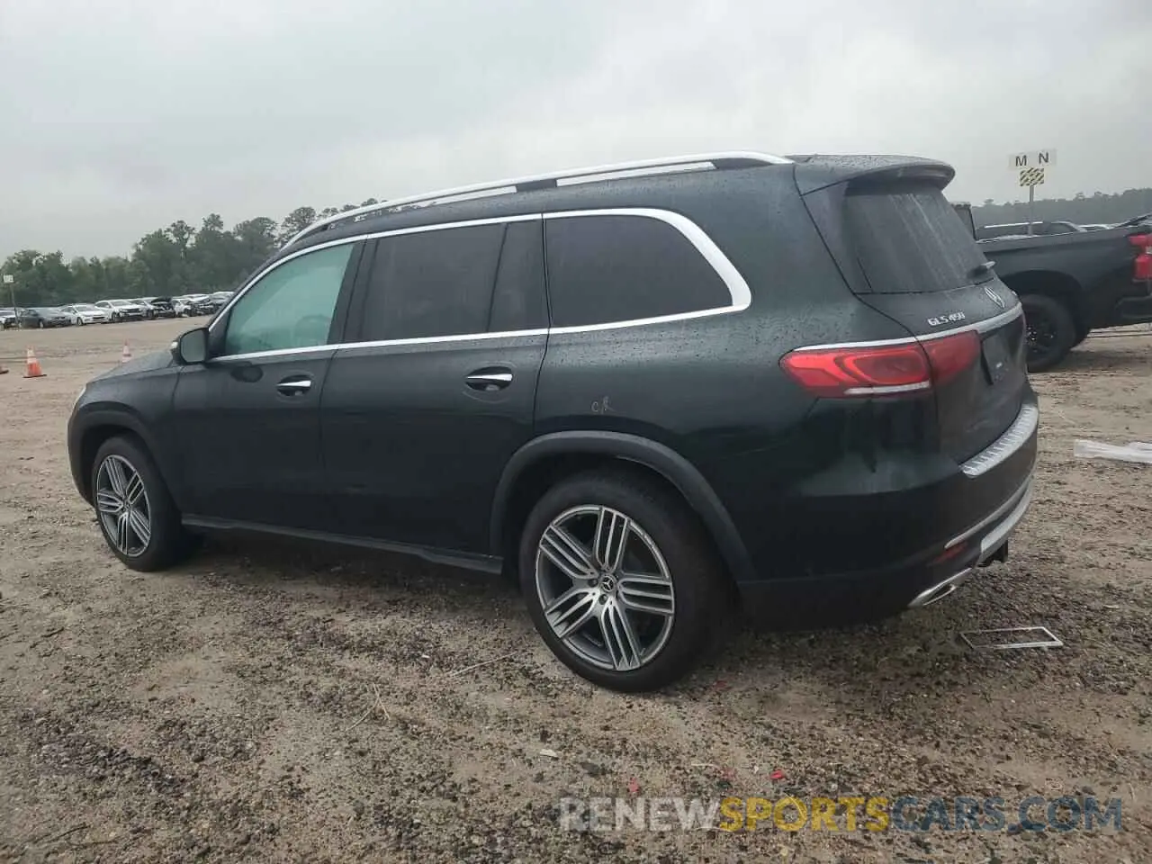 2 Photograph of a damaged car 4JGFF5KE9LA214476 MERCEDES-BENZ GLS-CLASS 2020