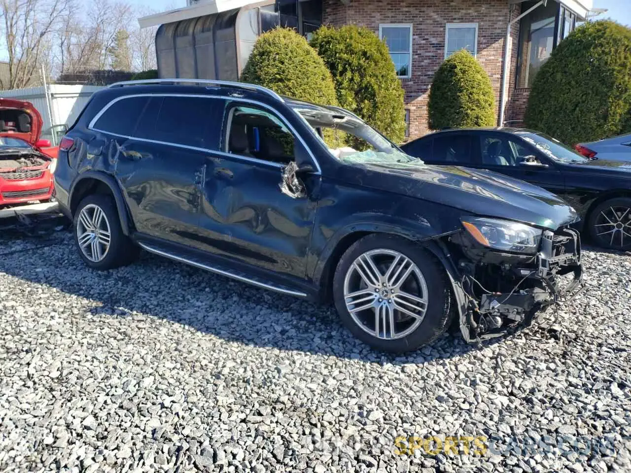 4 Photograph of a damaged car 4JGFF5KE9LA232198 MERCEDES-BENZ GLS-CLASS 2020