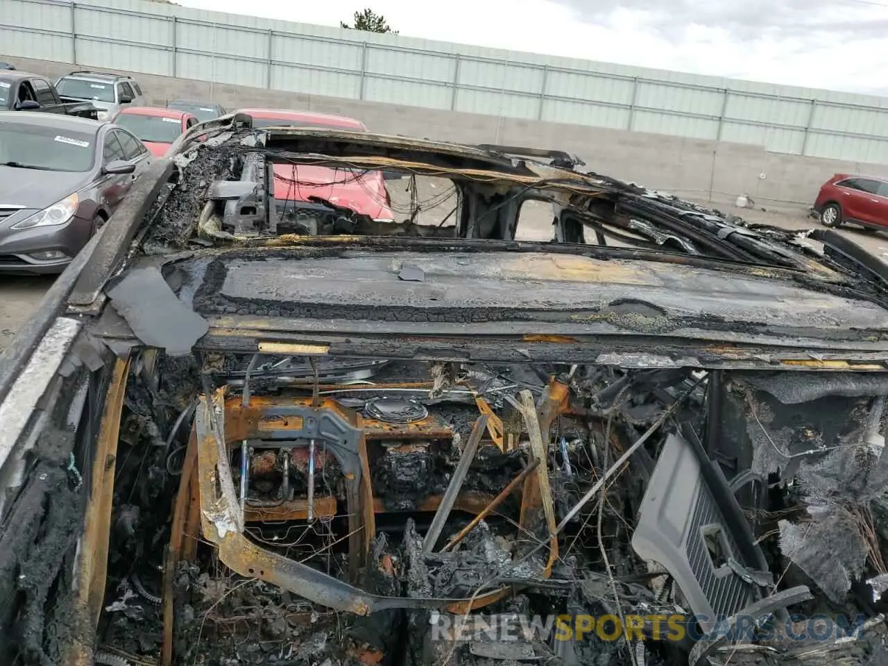 10 Photograph of a damaged car 4JGFF5KE2MA446015 MERCEDES-BENZ GLS-CLASS 2021