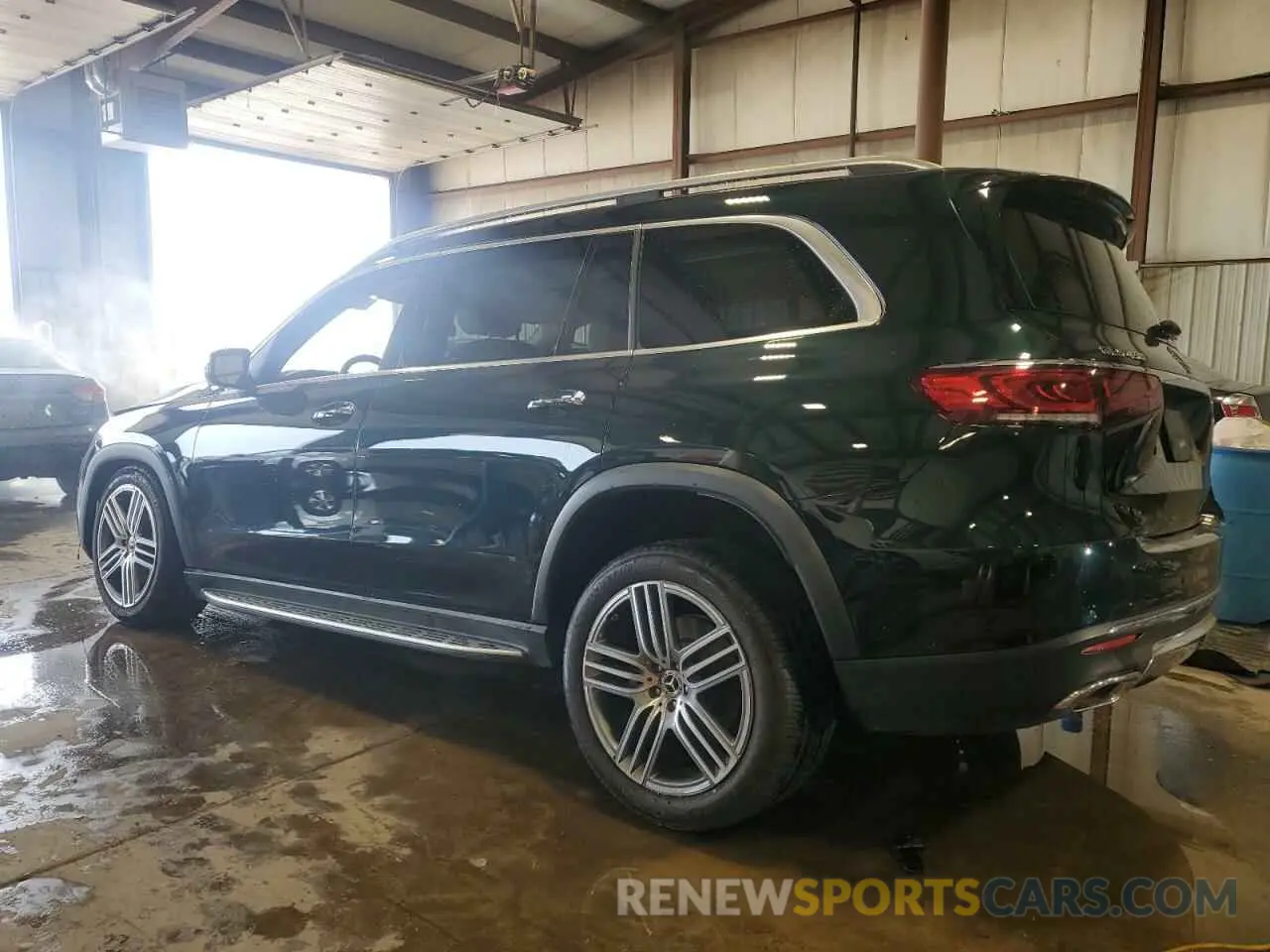 2 Photograph of a damaged car 4JGFF5KE6MA419030 MERCEDES-BENZ GLS-CLASS 2021